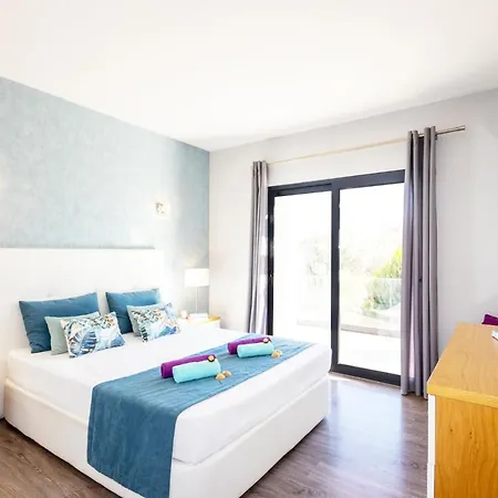Copacabana By Algarve Vacation Villa Armação de Pêra